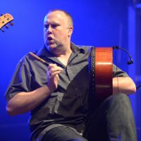live_012-022843da ::bodhran-info:: - Pictures