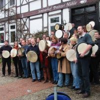 alt-1007-4ca34601 ::bodhran-info:: - Pictures